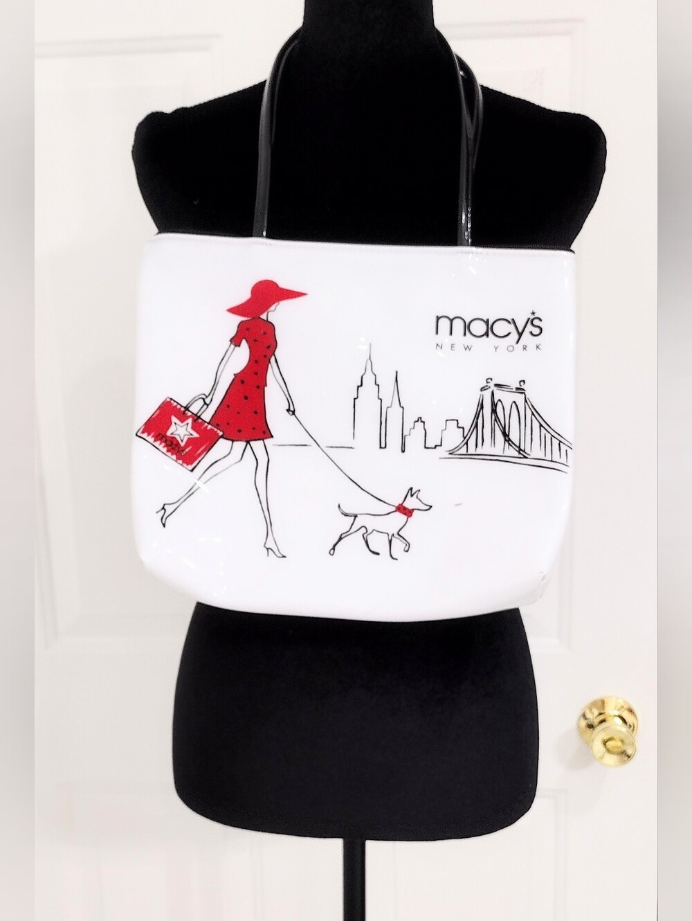 Macy's White Tote with Red Illustrated Cityscape (Plastic)